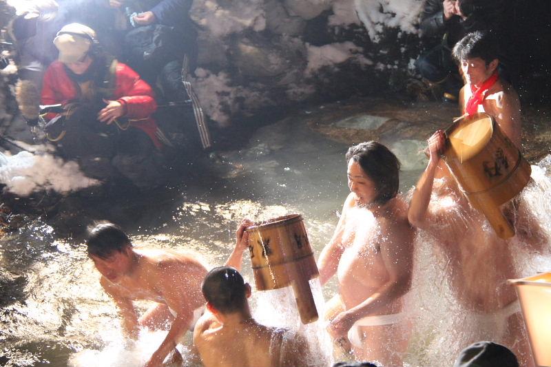 奥州・黒石寺「蘇民祭」2012その1 2011/02/09