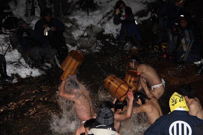 奥州・黒石寺「蘇民祭」2012その1 2011/02/09