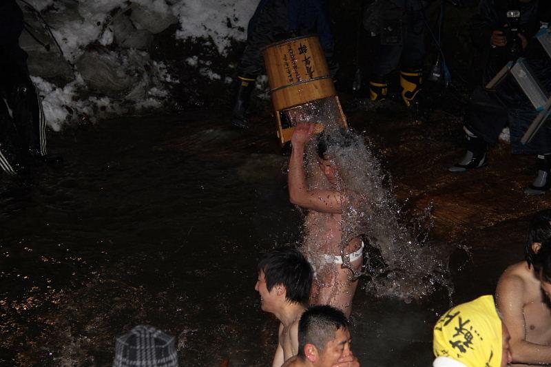 奥州・黒石寺「蘇民祭」2012その1 2011/02/09