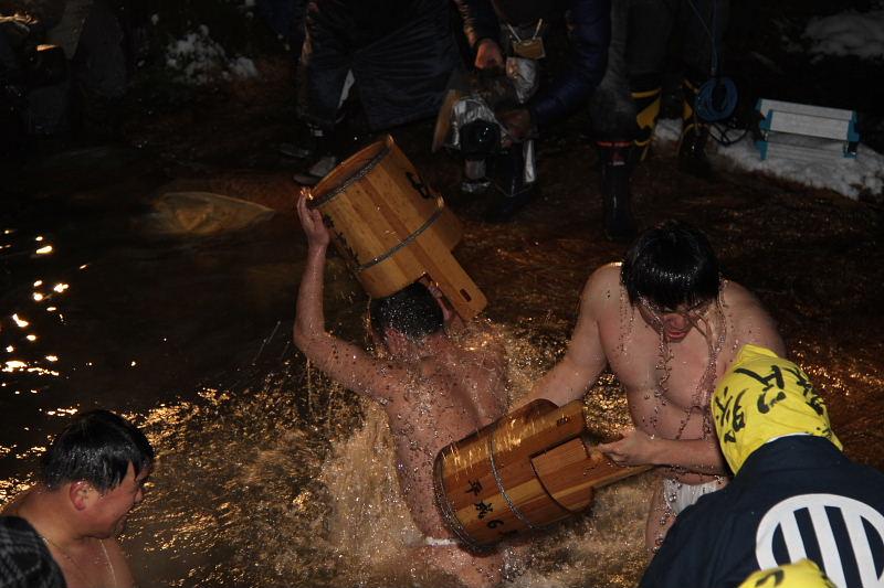 奥州・黒石寺「蘇民祭」2012その1 2011/02/09