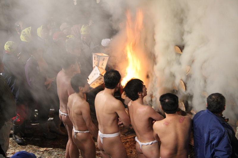 奥州・黒石寺「蘇民祭」2012その1 2011/02/09