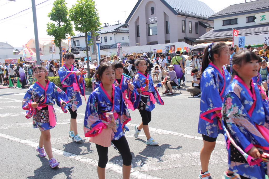 奥州前沢よさこいFesta11中編（奥州前沢よさこいフェスタ2015) 2015/07/12