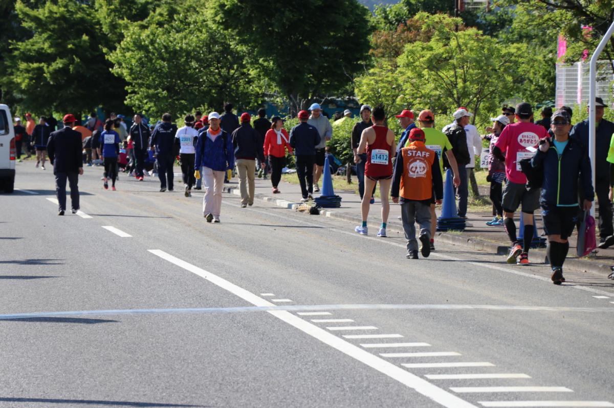 いわて奥州きらめきマラソン2018 フルマラソン5・37.5km給水/10km折り返し 2018/05/20