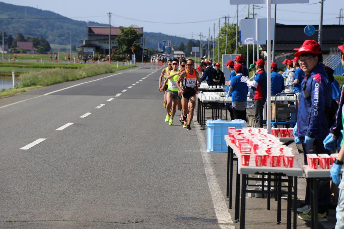 いわて奥州きらめきマラソン2018 フルマラソン5・37.5km給水/10km折り返し 2018/05/20