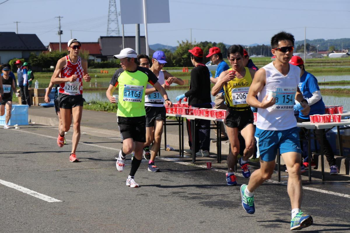 いわて奥州きらめきマラソン2018 フルマラソン5・37.5km給水/10km折り返し 2018/05/20