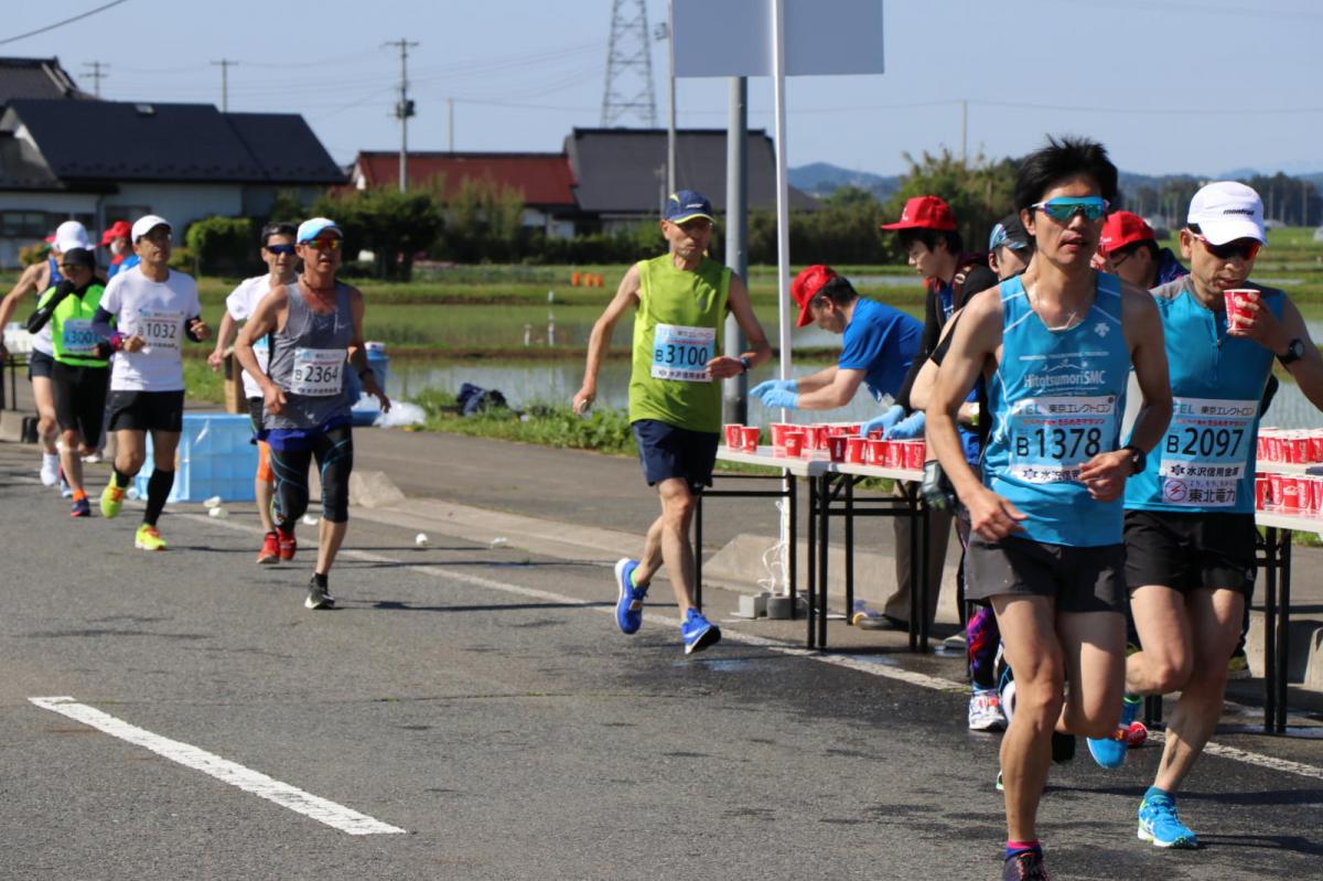 いわて奥州きらめきマラソン2018 フルマラソン5・37.5km給水/10km折り返し 2018/05/20