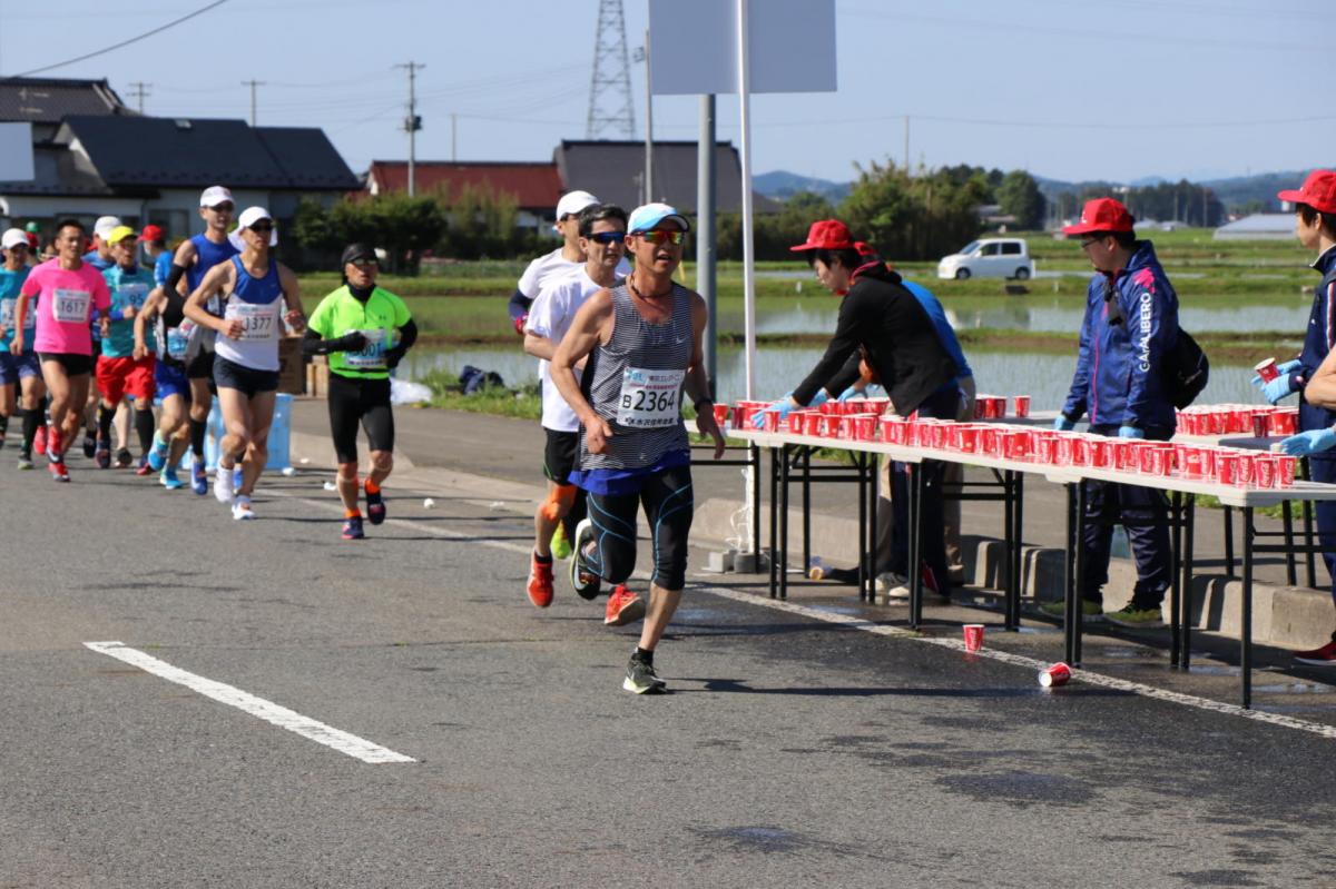 いわて奥州きらめきマラソン2018 フルマラソン5・37.5km給水/10km折り返し 2018/05/20
