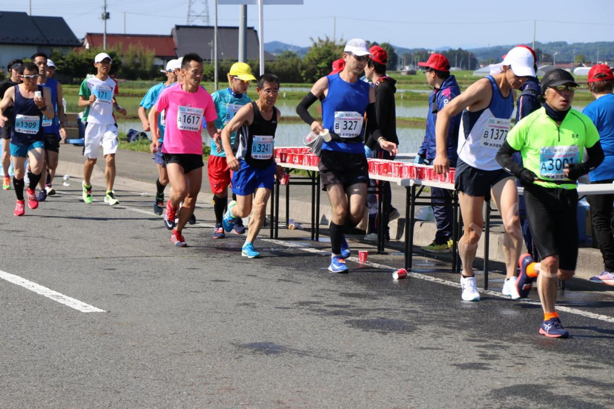 いわて奥州きらめきマラソン2018 フルマラソン5・37.5km給水/10km折り返し 2018/05/20