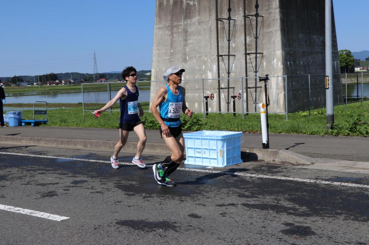 いわて奥州きらめきマラソン2018 フルマラソン5・37.5km給水/10km折り返し 2018/05/20