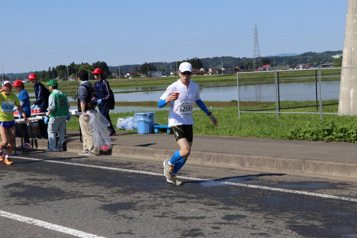 いわて奥州きらめきマラソン2018 フルマラソン5・37.5km給水/10km折り返し 2018/05/20
