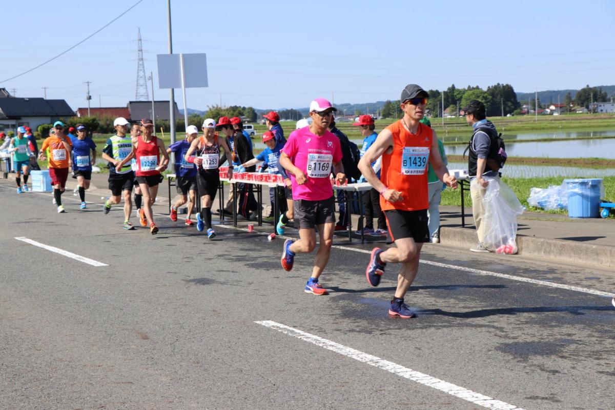 いわて奥州きらめきマラソン2018 フルマラソン5・37.5km給水/10km折り返し 2018/05/20