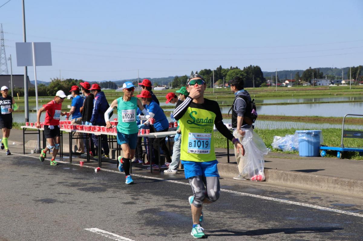 いわて奥州きらめきマラソン2018 フルマラソン5・37.5km給水/10km折り返し 2018/05/20