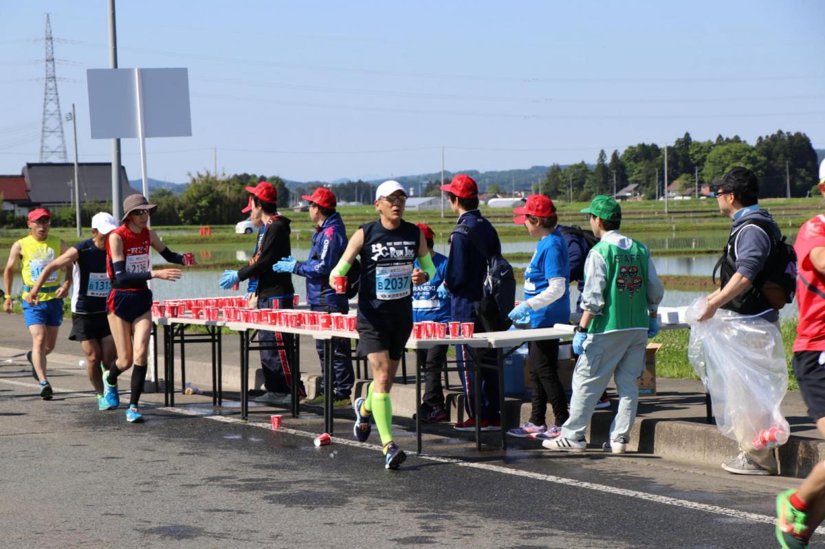 いわて奥州きらめきマラソン2018 フルマラソン5・37.5km給水/10km折り返し 2018/05/20