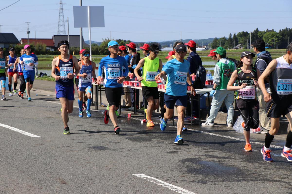 いわて奥州きらめきマラソン2018 フルマラソン5・37.5km給水/10km折り返し 2018/05/20