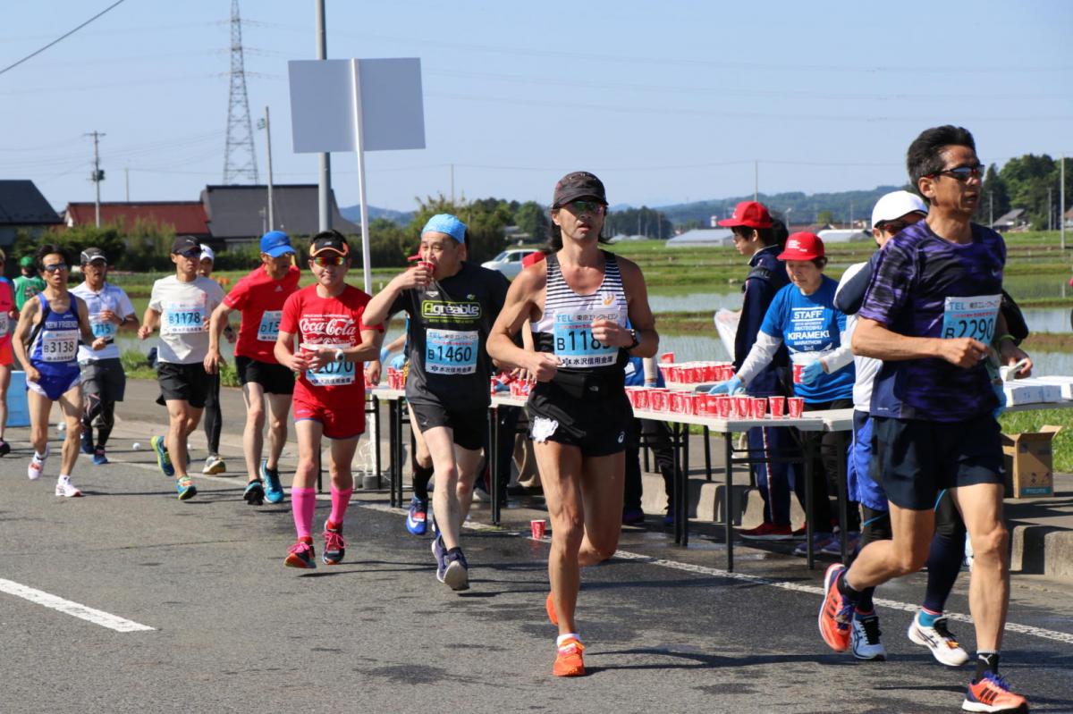 いわて奥州きらめきマラソン2018 フルマラソン5・37.5km給水/10km折り返し 2018/05/20