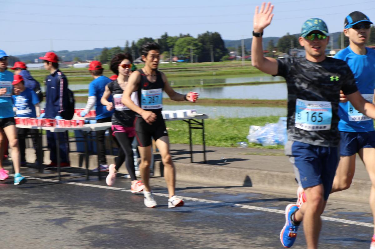 いわて奥州きらめきマラソン2018 フルマラソン5・37.5km給水/10km折り返し 2018/05/20