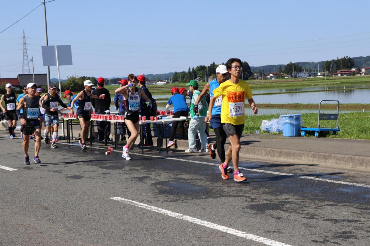 いわて奥州きらめきマラソン2018 フルマラソン5・37.5km給水/10km折り返し 2018/05/20