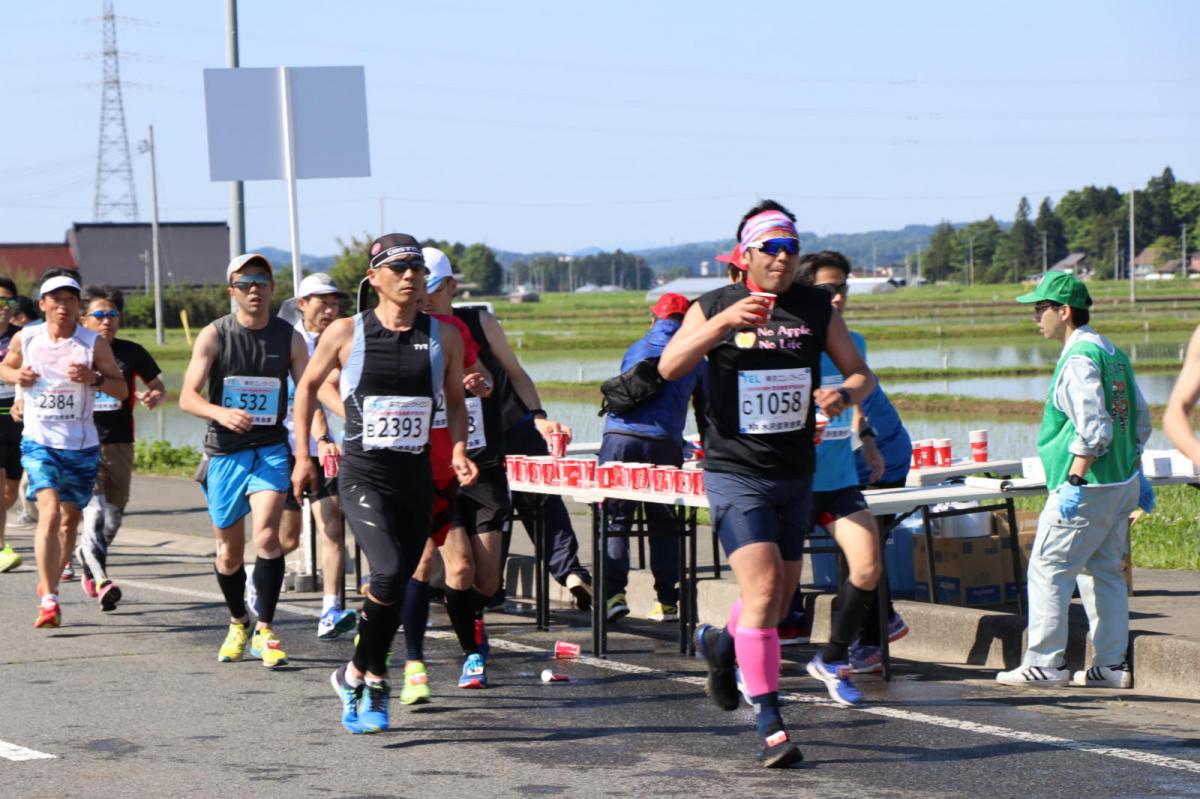 いわて奥州きらめきマラソン2018 フルマラソン5・37.5km給水/10km折り返し 2018/05/20