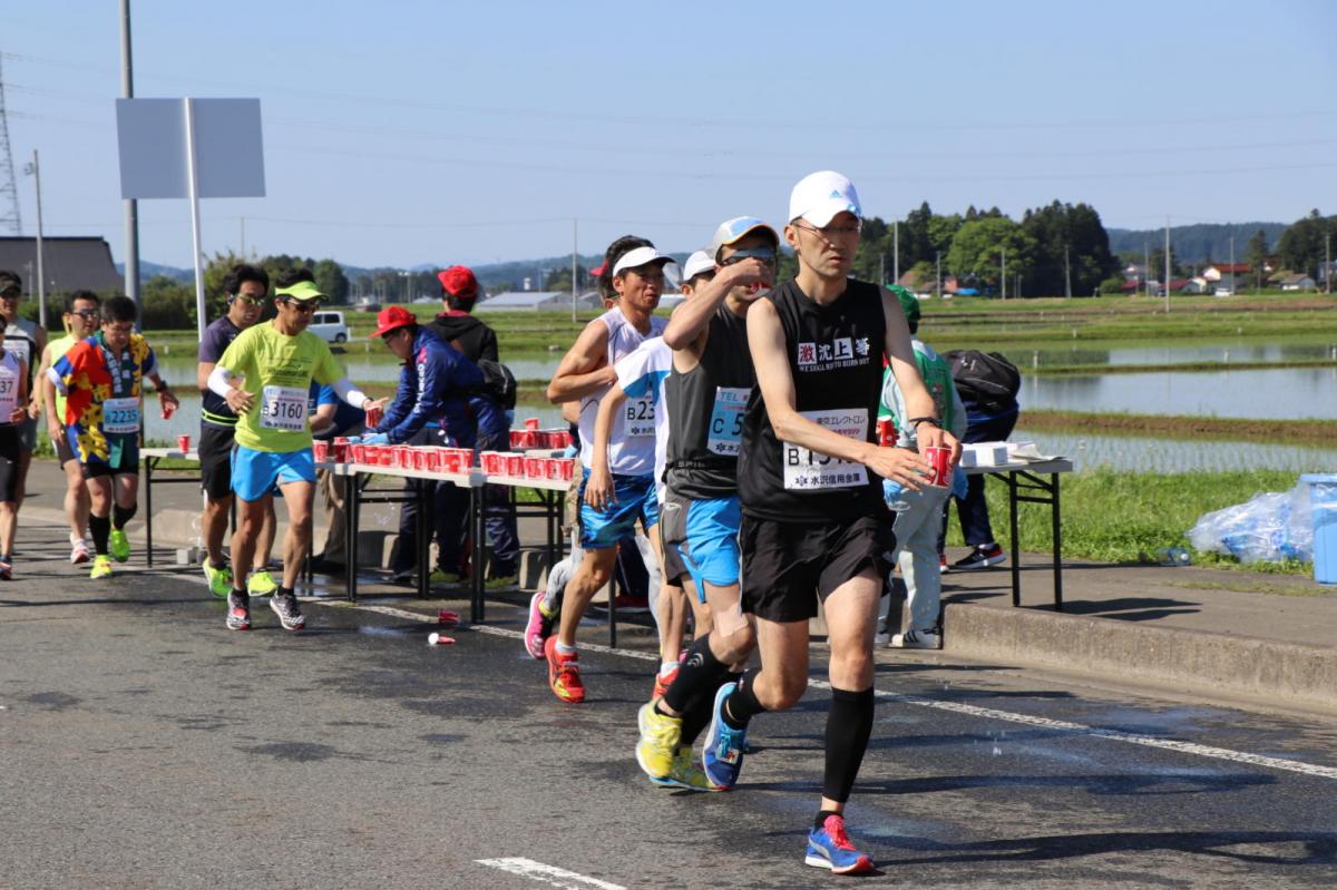 いわて奥州きらめきマラソン2018 フルマラソン5・37.5km給水/10km折り返し 2018/05/20