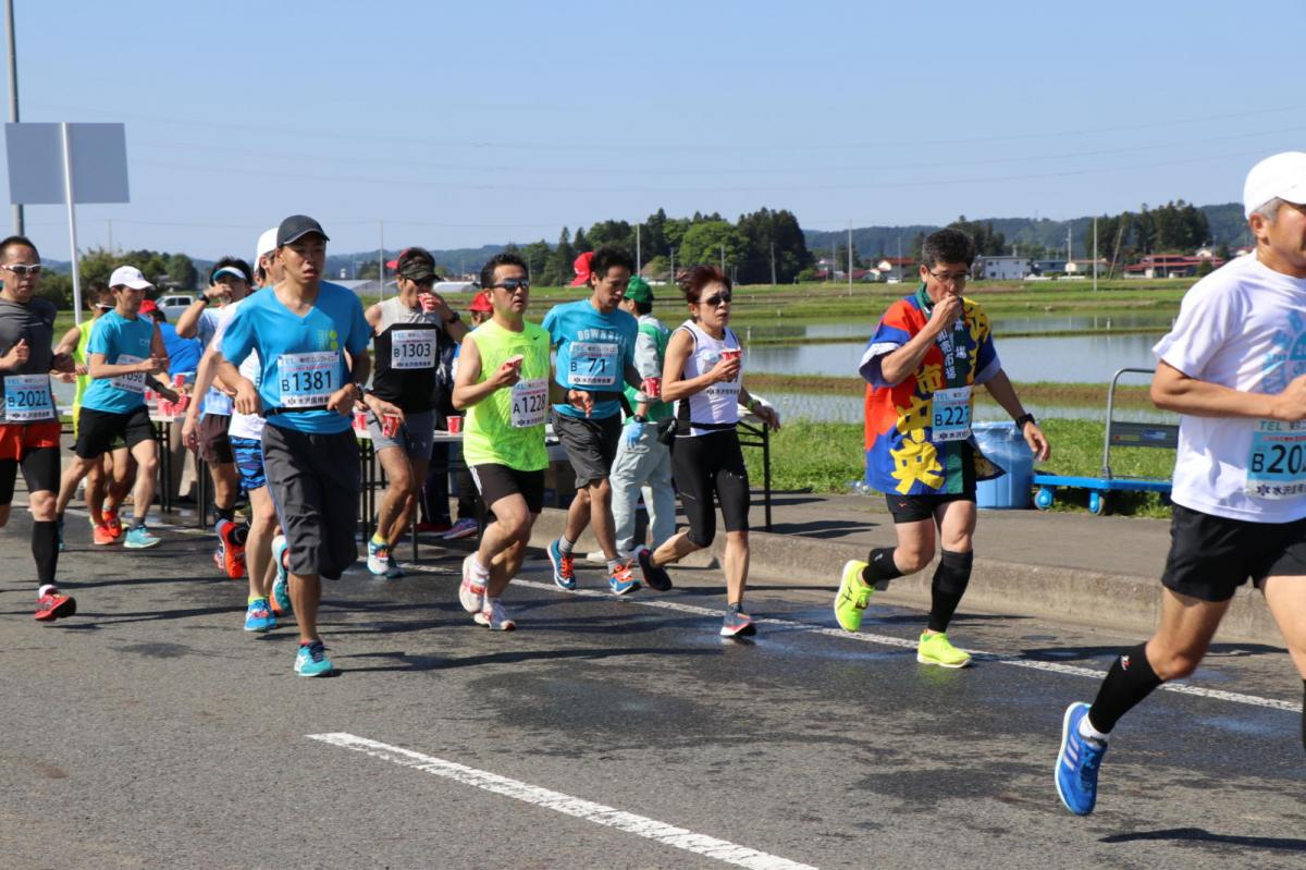いわて奥州きらめきマラソン2018 フルマラソン5・37.5km給水/10km折り返し 2018/05/20
