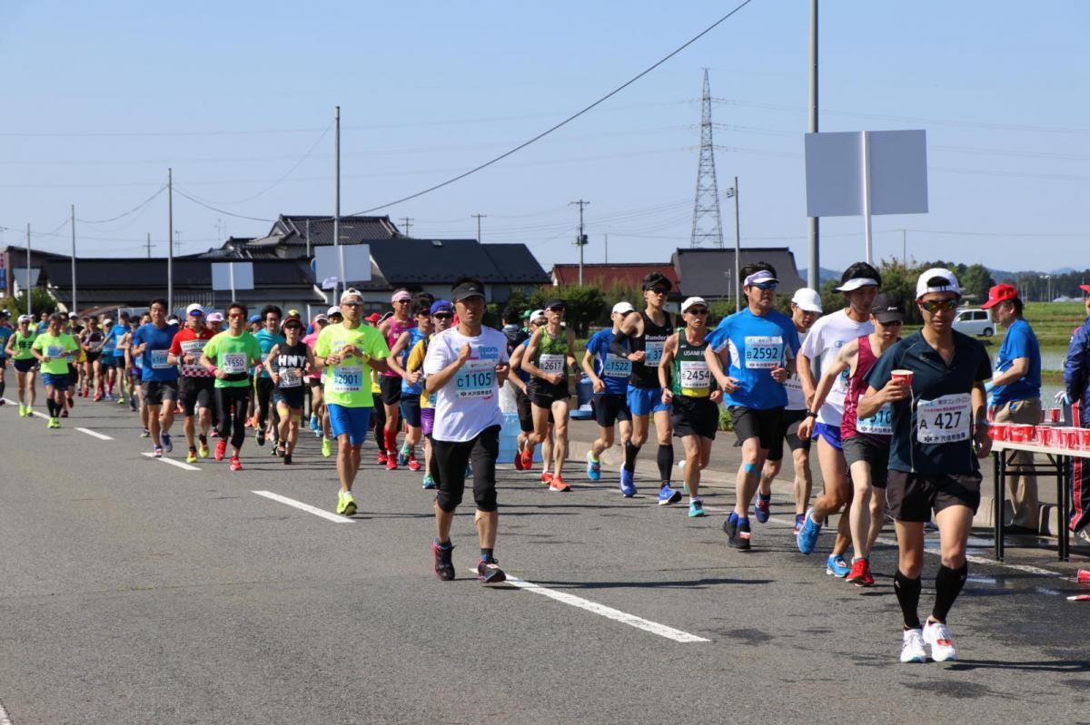 いわて奥州きらめきマラソン2018 フルマラソン5・37.5km給水/10km折り返し 2018/05/20