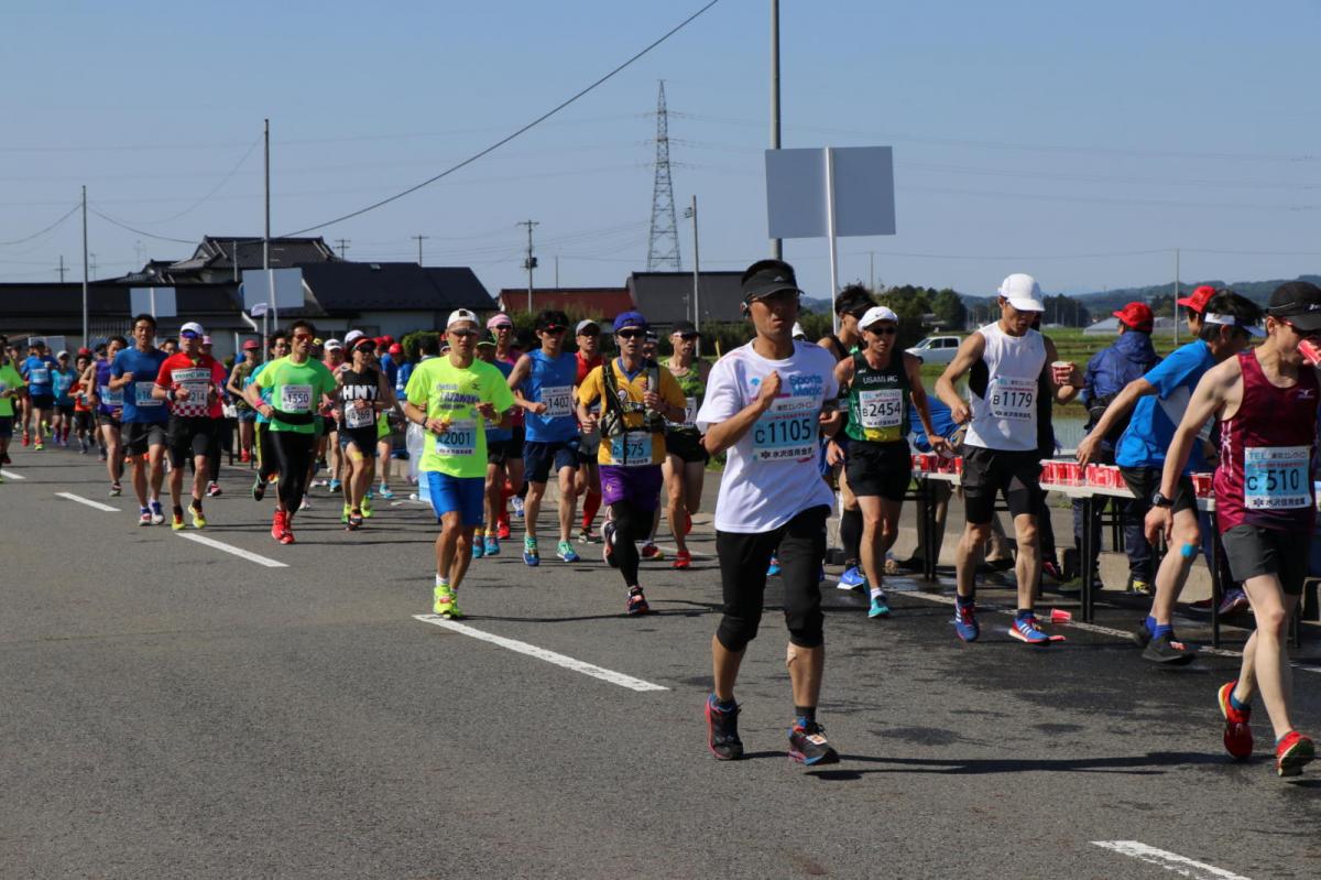 いわて奥州きらめきマラソン2018 フルマラソン5・37.5km給水/10km折り返し 2018/05/20
