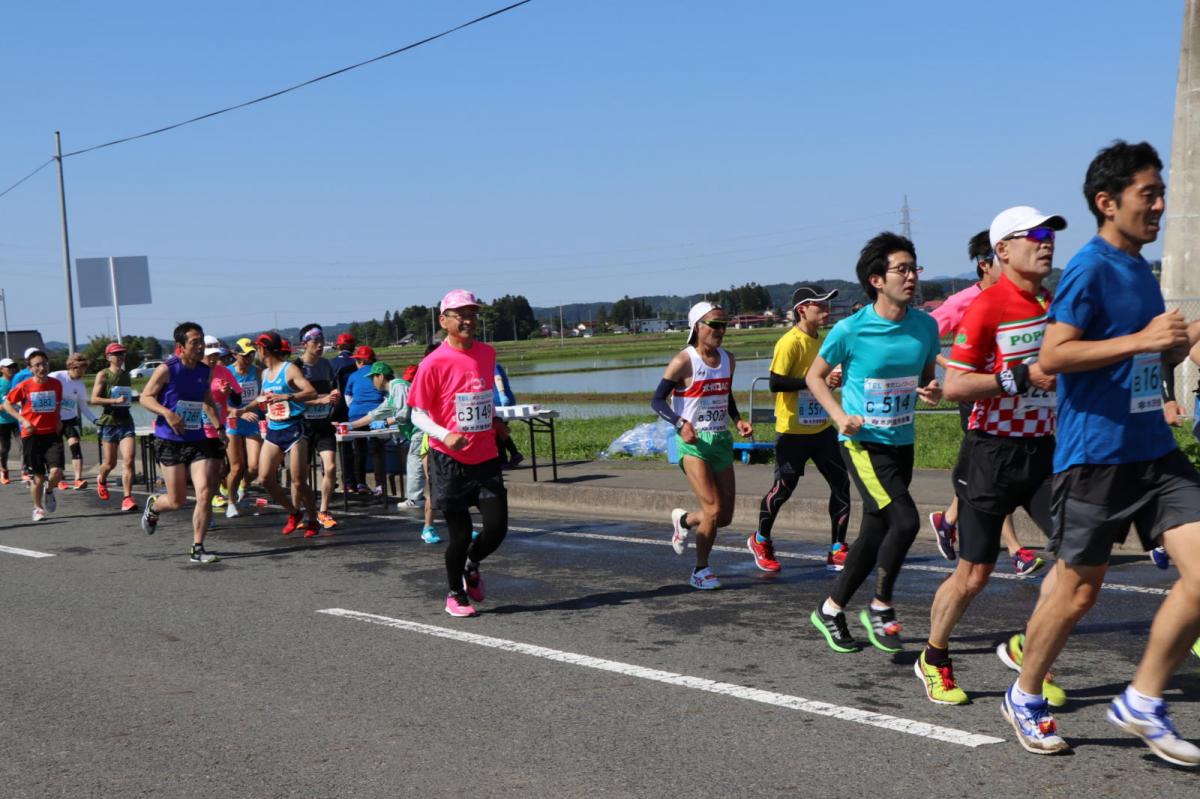 いわて奥州きらめきマラソン2018 フルマラソン5・37.5km給水/10km折り返し 2018/05/20