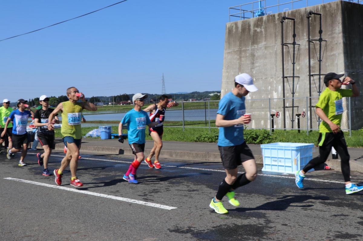 いわて奥州きらめきマラソン2018 フルマラソン5・37.5km給水/10km折り返し 2018/05/20