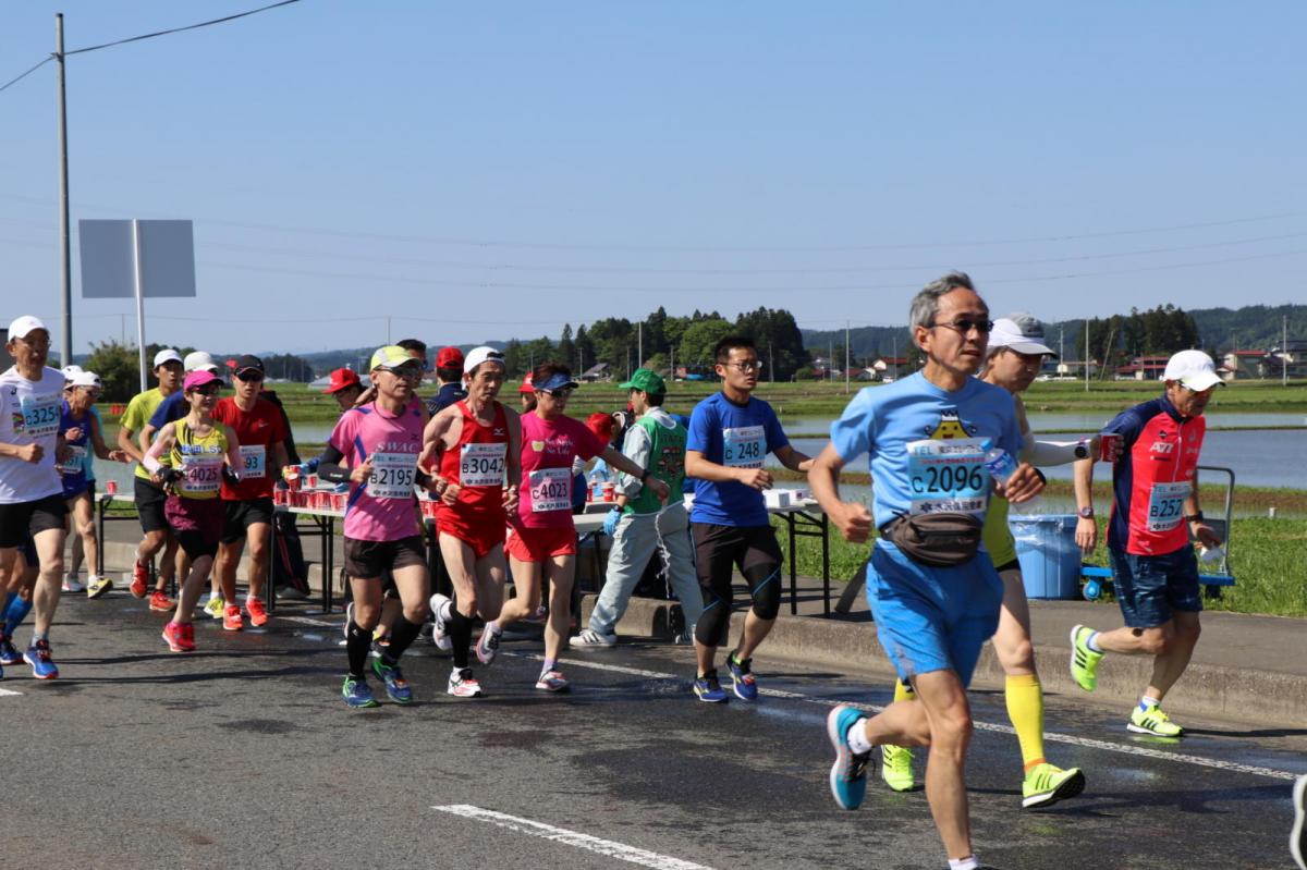 いわて奥州きらめきマラソン2018 フルマラソン5・37.5km給水/10km折り返し 2018/05/20