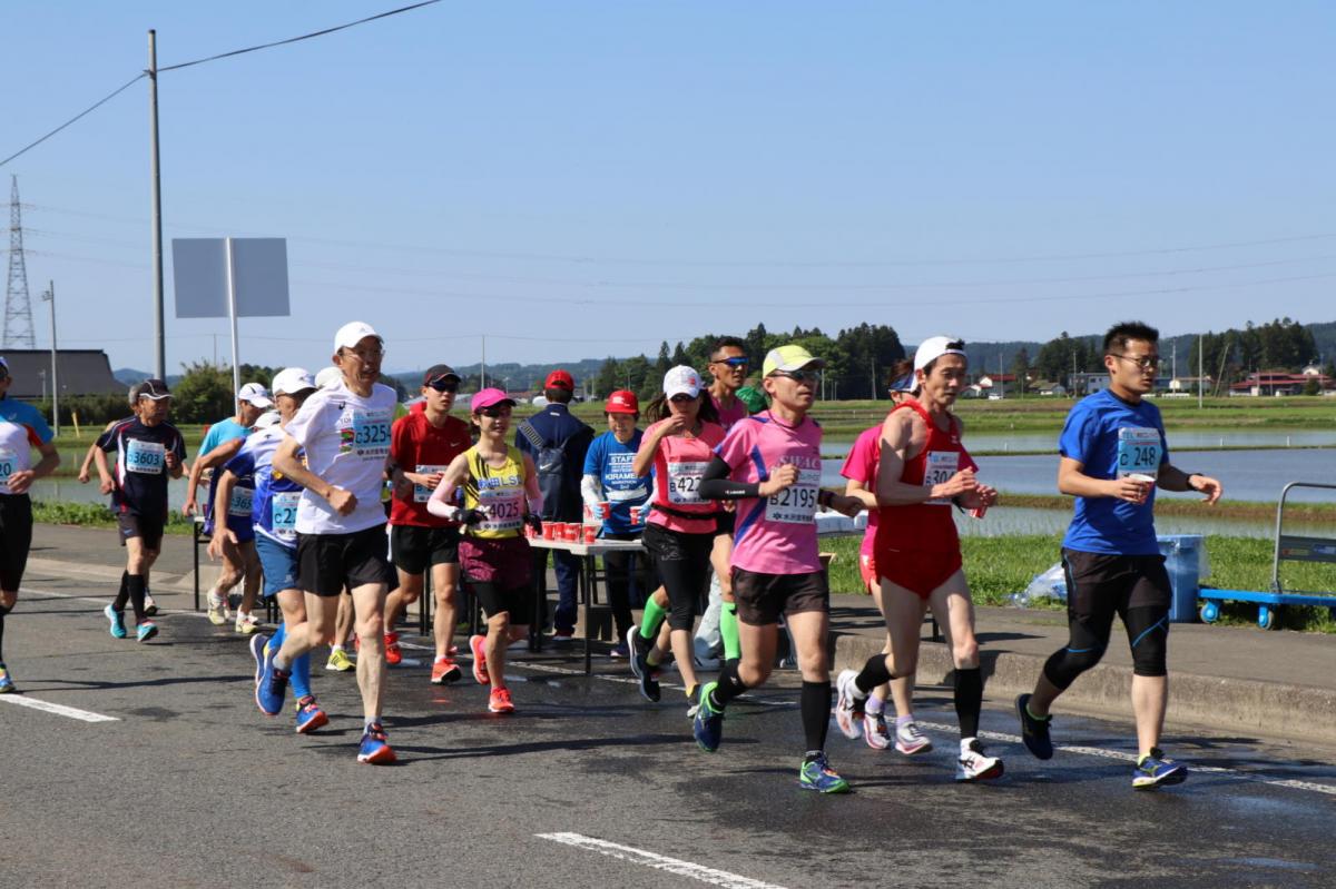 いわて奥州きらめきマラソン2018 フルマラソン5・37.5km給水/10km折り返し 2018/05/20