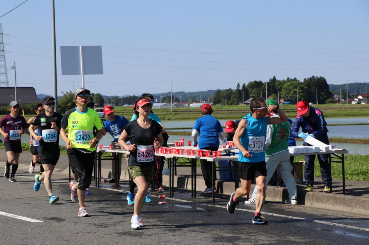 いわて奥州きらめきマラソン2018 フルマラソン5・37.5km給水/10km折り返し 2018/05/20