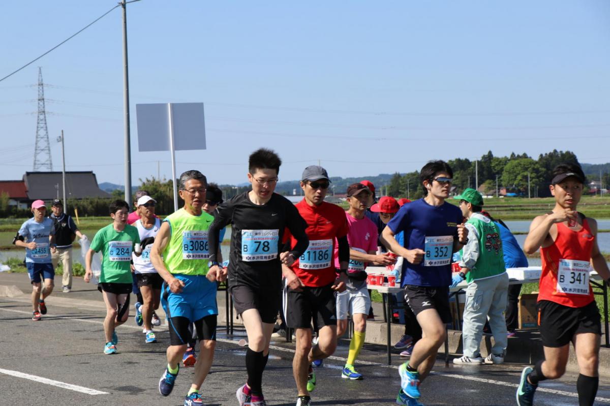いわて奥州きらめきマラソン2018 フルマラソン5・37.5km給水/10km折り返し 2018/05/20