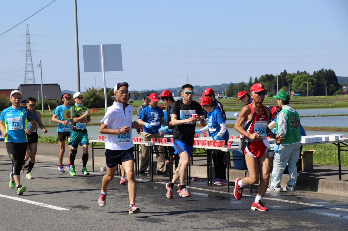 いわて奥州きらめきマラソン2018 フルマラソン5・37.5km給水/10km折り返し 2018/05/20