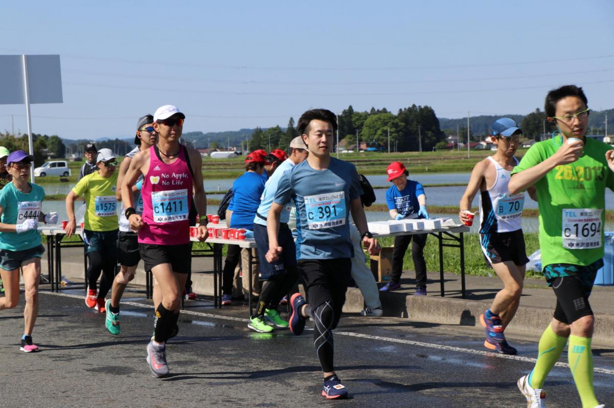 いわて奥州きらめきマラソン2018 フルマラソン5・37.5km給水/10km折り返し 2018/05/20