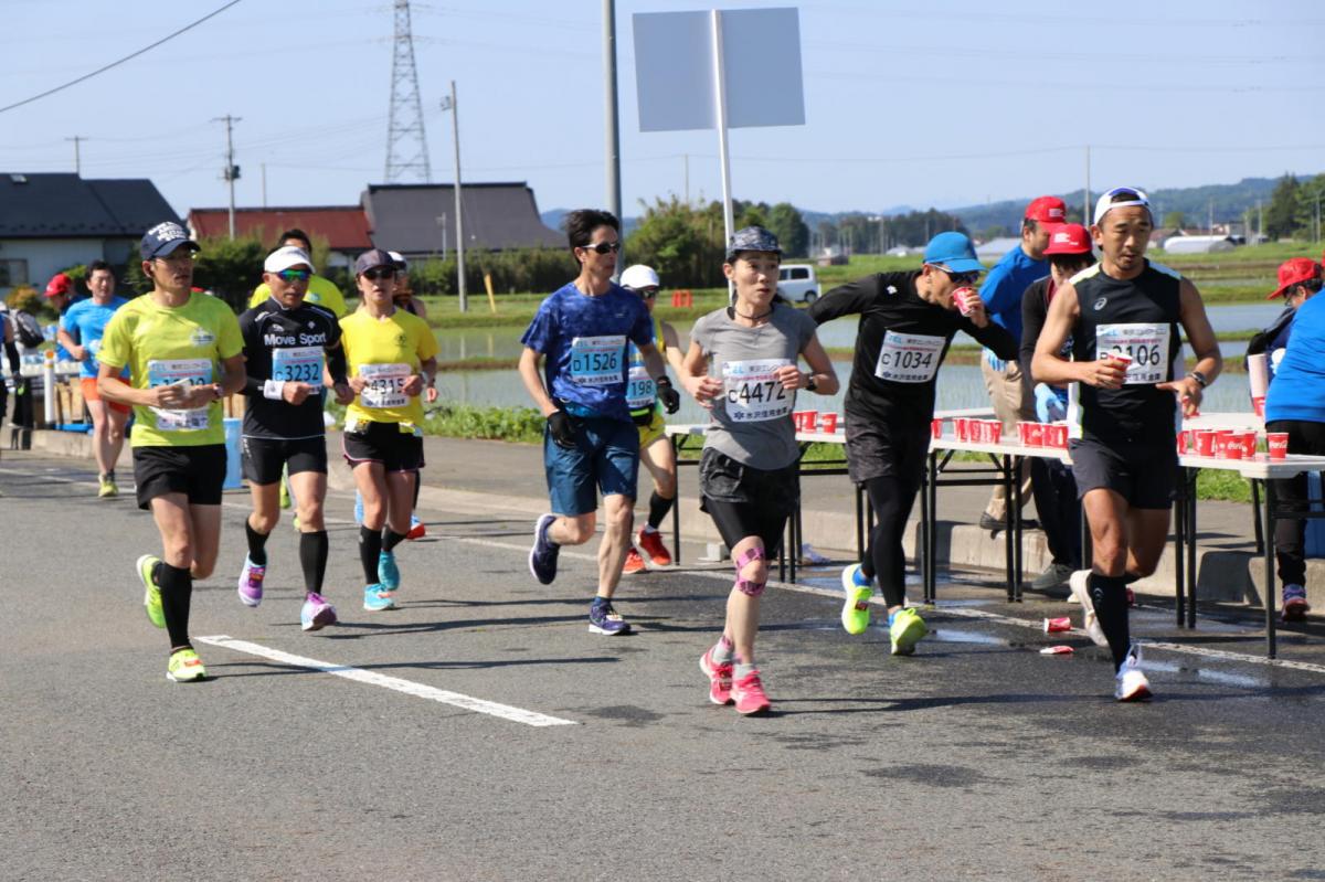いわて奥州きらめきマラソン2018 フルマラソン5・37.5km給水/10km折り返し 2018/05/20
