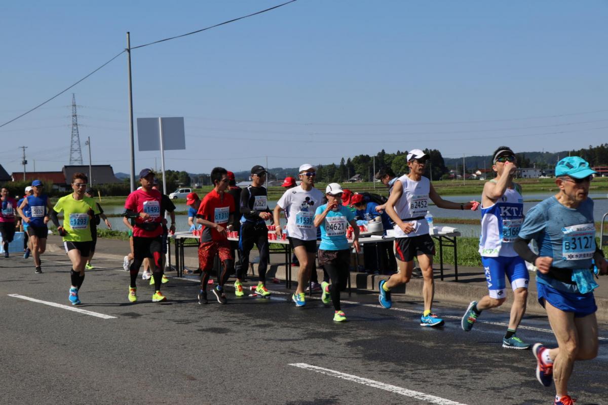 いわて奥州きらめきマラソン2018 フルマラソン5・37.5km給水/10km折り返し 2018/05/20