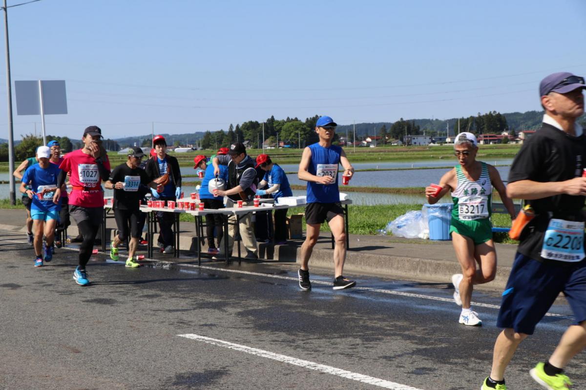 いわて奥州きらめきマラソン2018 フルマラソン5・37.5km給水/10km折り返し 2018/05/20