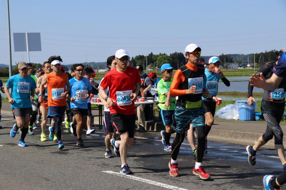 いわて奥州きらめきマラソン2018 フルマラソン5・37.5km給水/10km折り返し 2018/05/20
