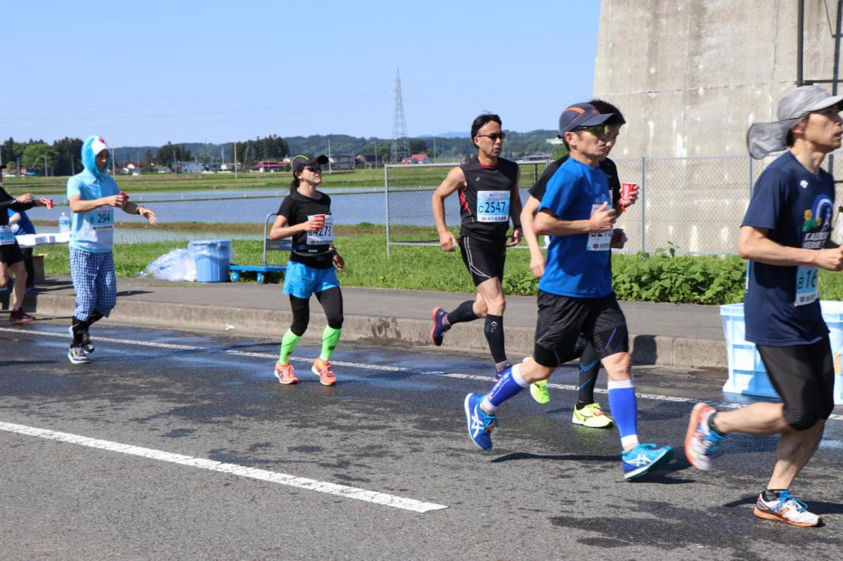 いわて奥州きらめきマラソン2018 フルマラソン5・37.5km給水/10km折り返し 2018/05/20