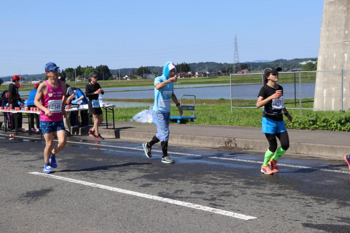 いわて奥州きらめきマラソン2018 フルマラソン5・37.5km給水/10km折り返し 2018/05/20