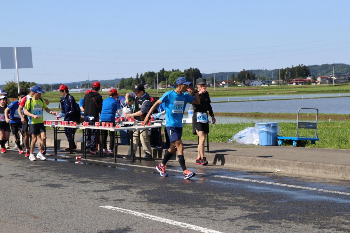 いわて奥州きらめきマラソン2018 フルマラソン5・37.5km給水/10km折り返し 2018/05/20