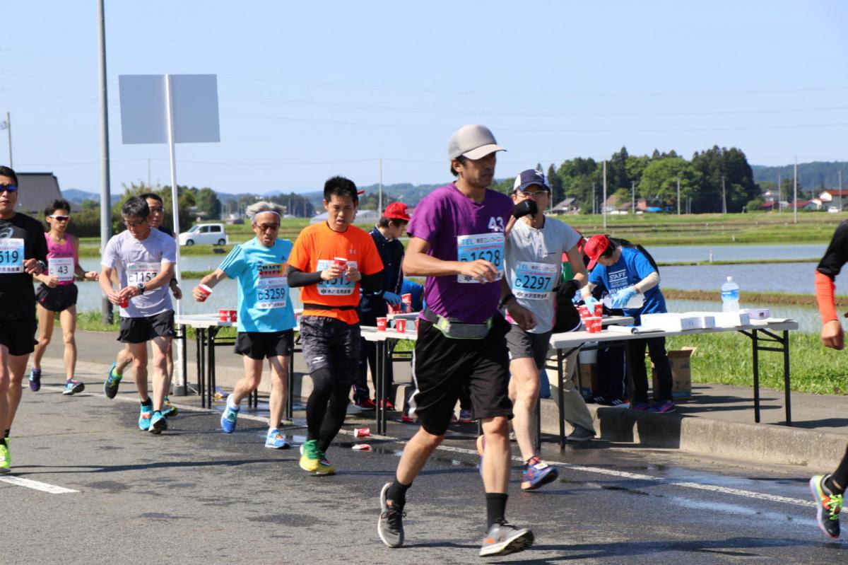 いわて奥州きらめきマラソン2018 フルマラソン5・37.5km給水/10km折り返し 2018/05/20