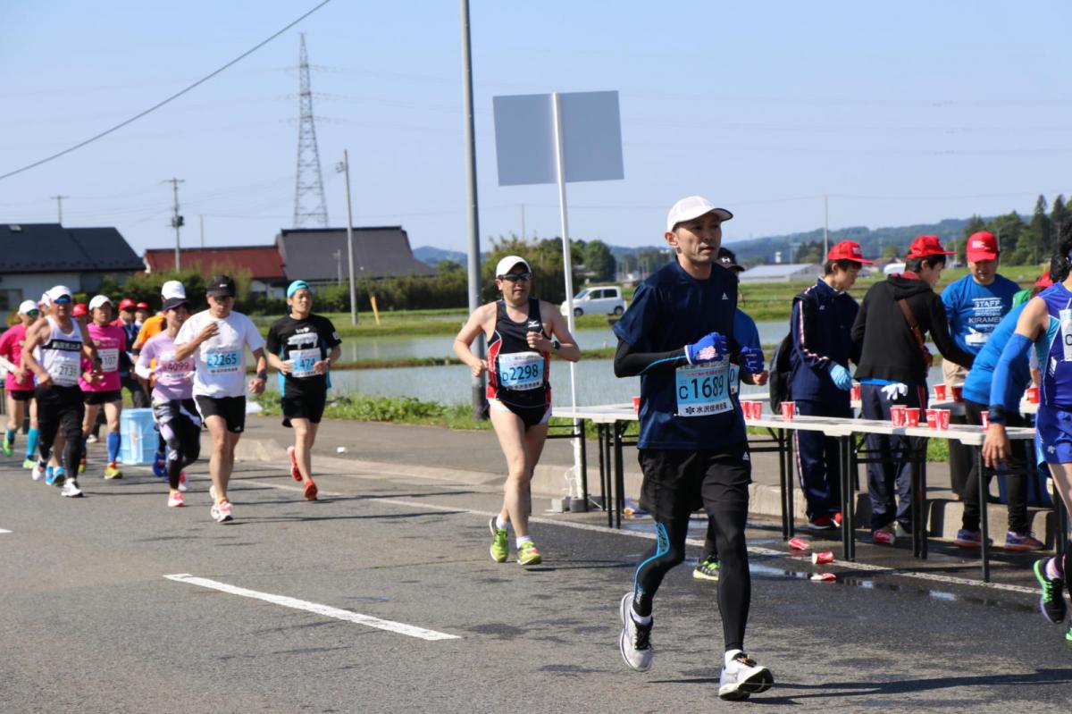 いわて奥州きらめきマラソン2018 フルマラソン5・37.5km給水/10km折り返し 2018/05/20