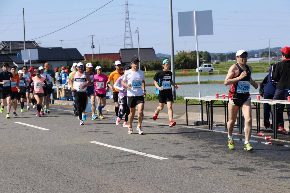 いわて奥州きらめきマラソン2018 フルマラソン5・37.5km給水/10km折り返し 2018/05/20