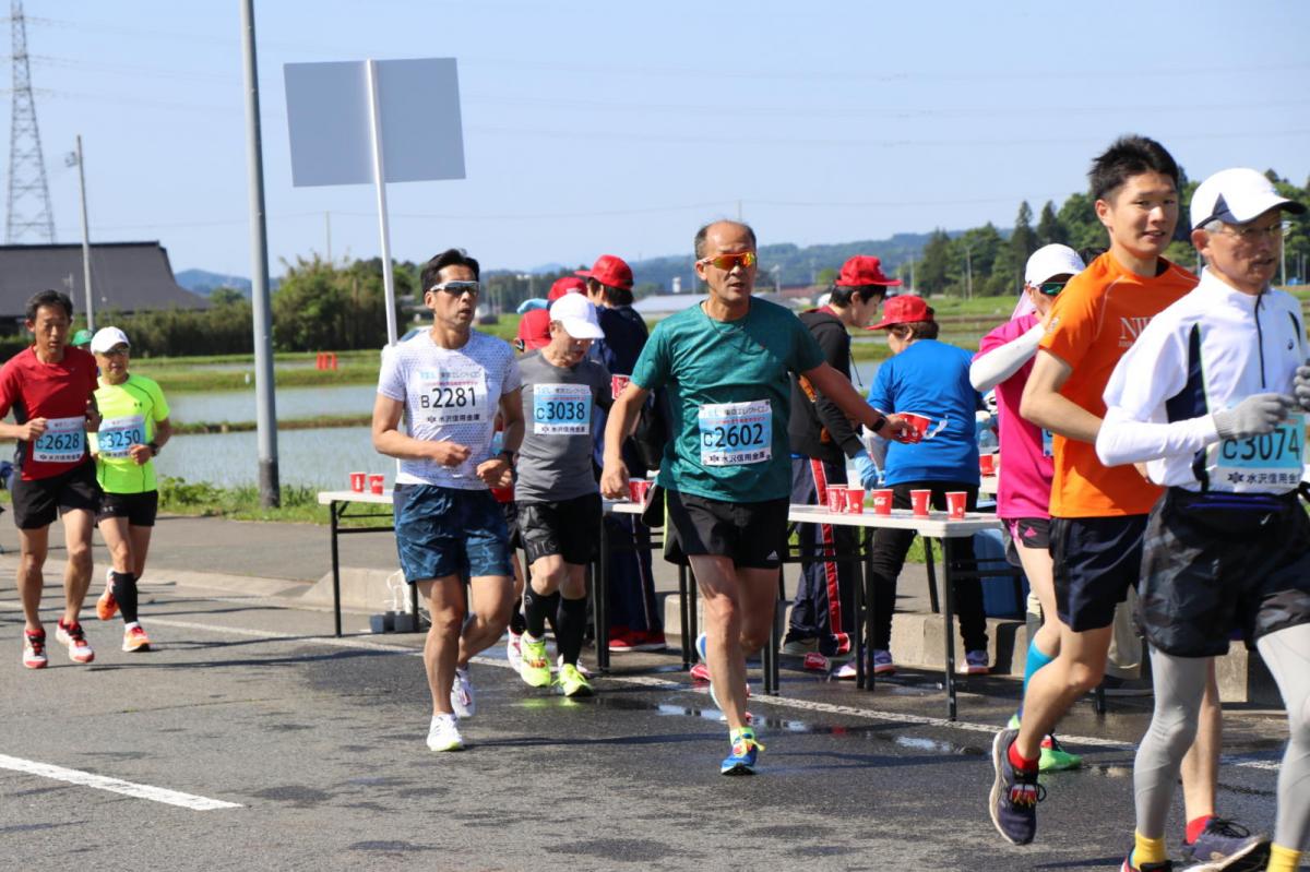 いわて奥州きらめきマラソン2018 フルマラソン5・37.5km給水/10km折り返し 2018/05/20