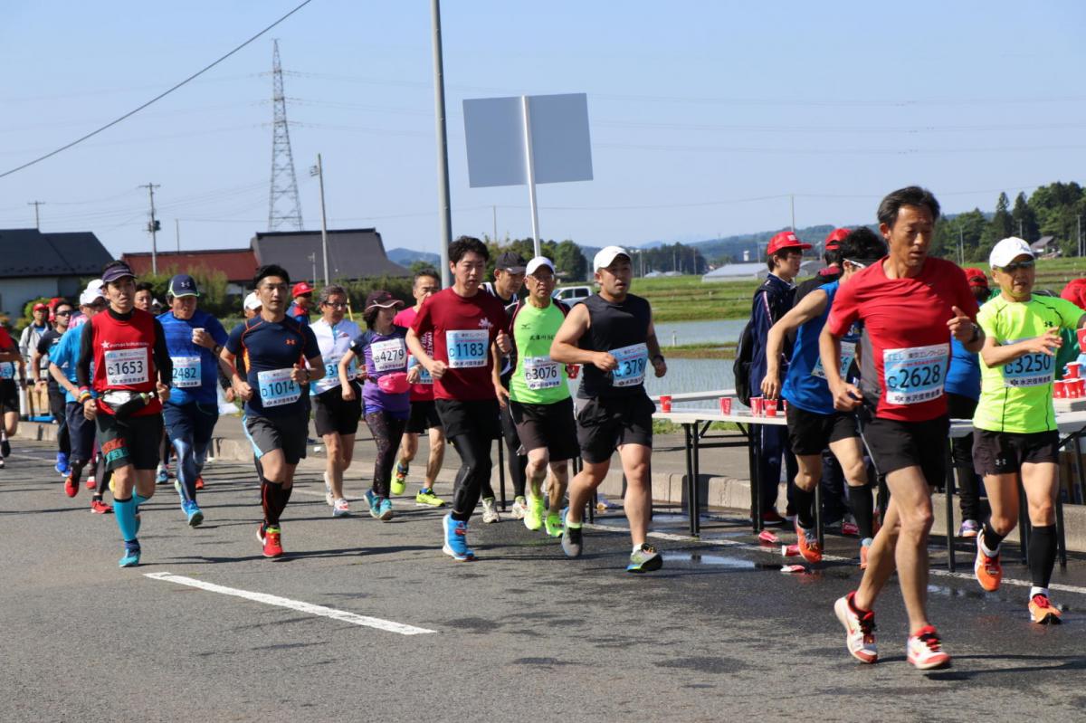 いわて奥州きらめきマラソン2018 フルマラソン5・37.5km給水/10km折り返し 2018/05/20