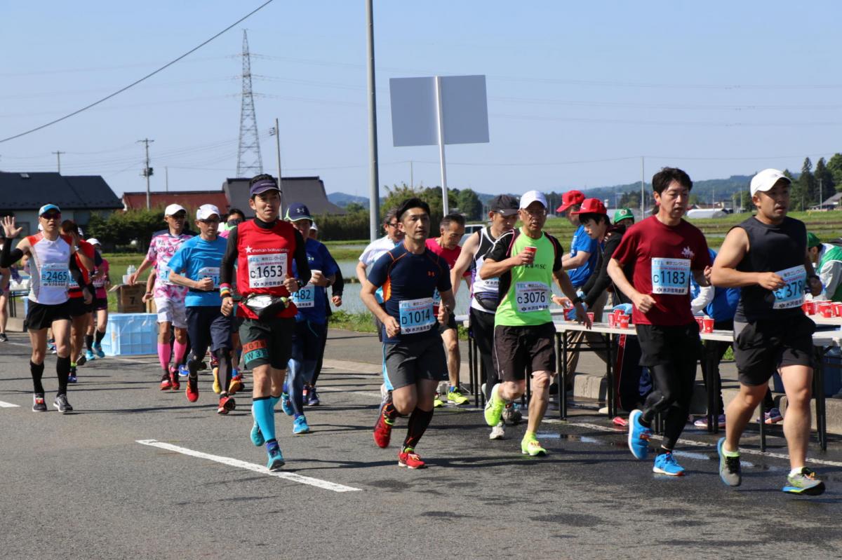 いわて奥州きらめきマラソン2018 フルマラソン5・37.5km給水/10km折り返し 2018/05/20