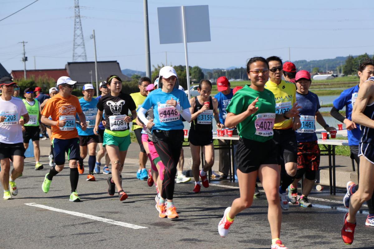 いわて奥州きらめきマラソン2018 フルマラソン5・37.5km給水/10km折り返し 2018/05/20