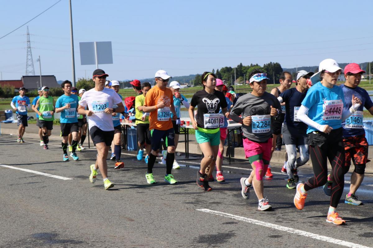 いわて奥州きらめきマラソン2018 フルマラソン5・37.5km給水/10km折り返し 2018/05/20