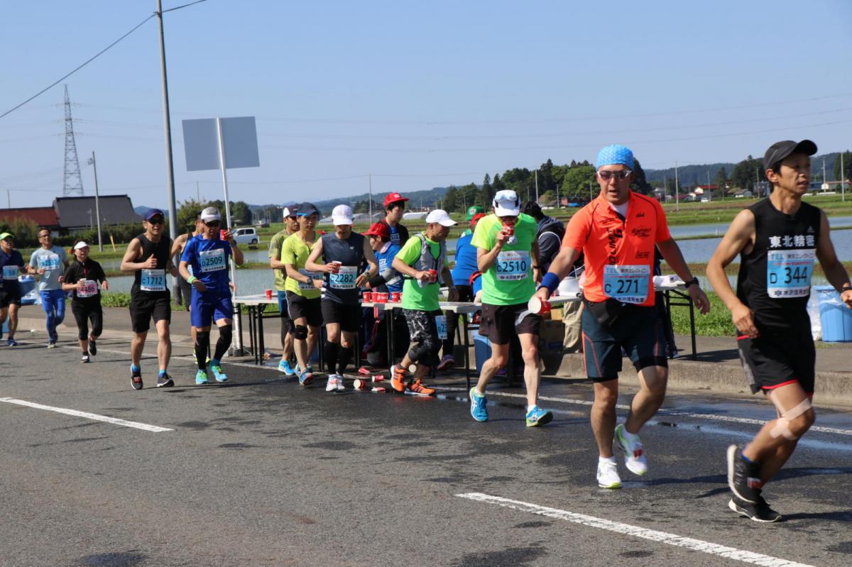 いわて奥州きらめきマラソン2018 フルマラソン5・37.5km給水/10km折り返し 2018/05/20